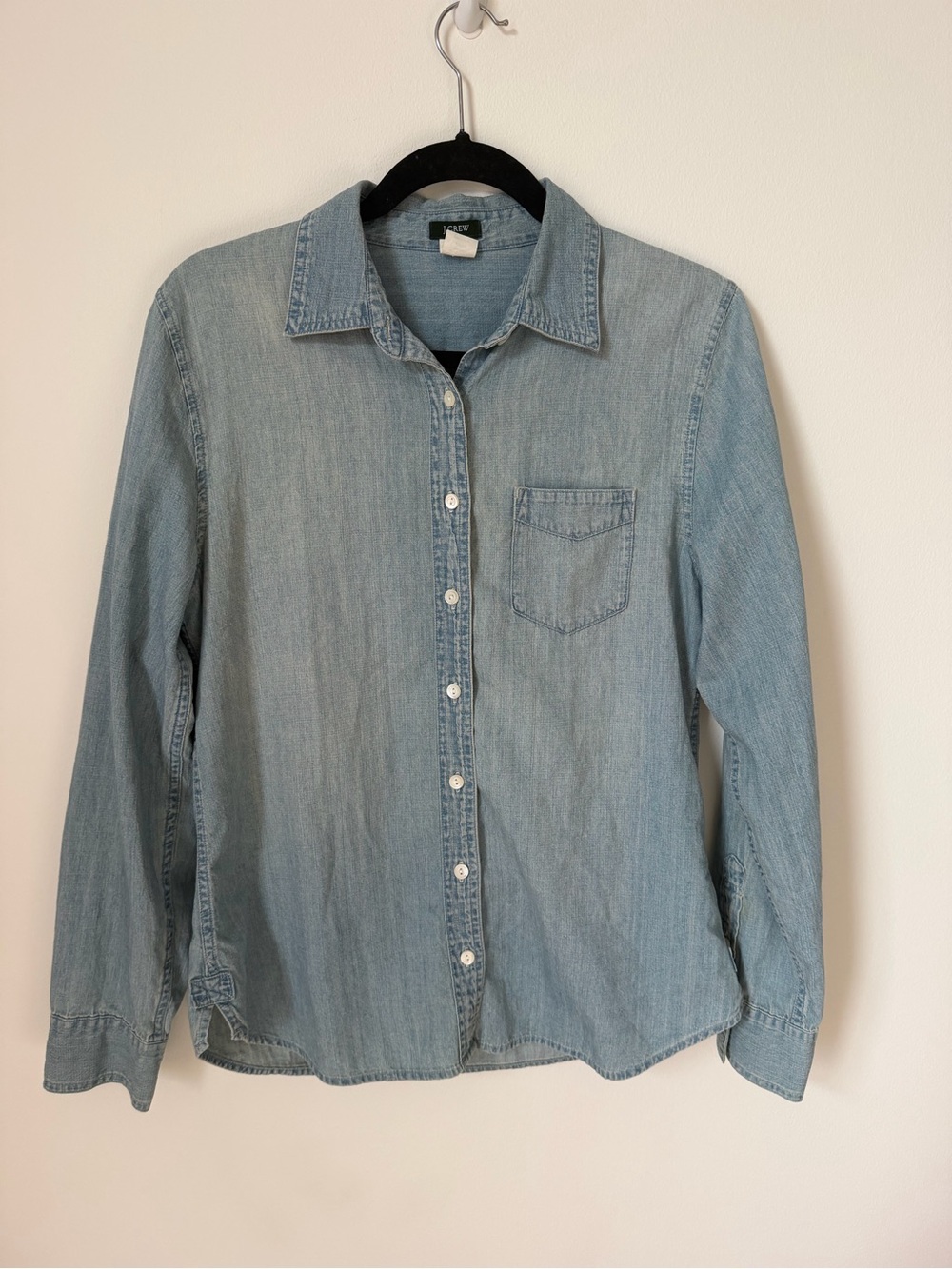 J. Crew Light Blue Denim Button Down Collared Shirt - size 8